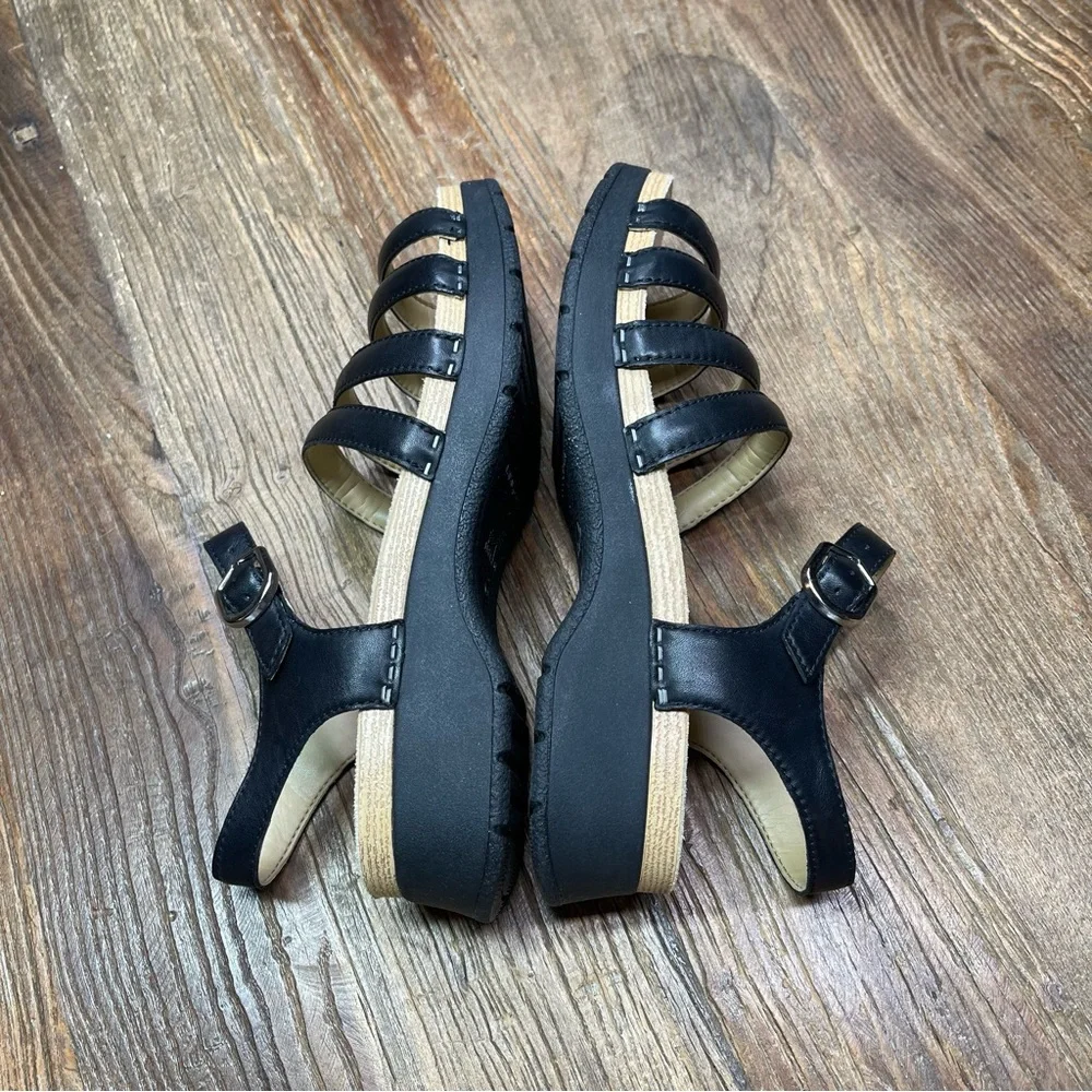 New ~ Dansko Roxie Nappa Sandal Size 40 EU ~ (9.5 -10) US